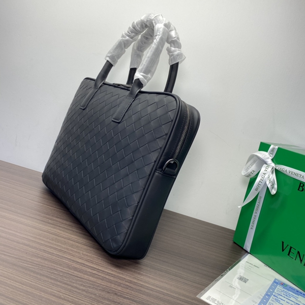 ボッテガヴェネタバッグ内部構造